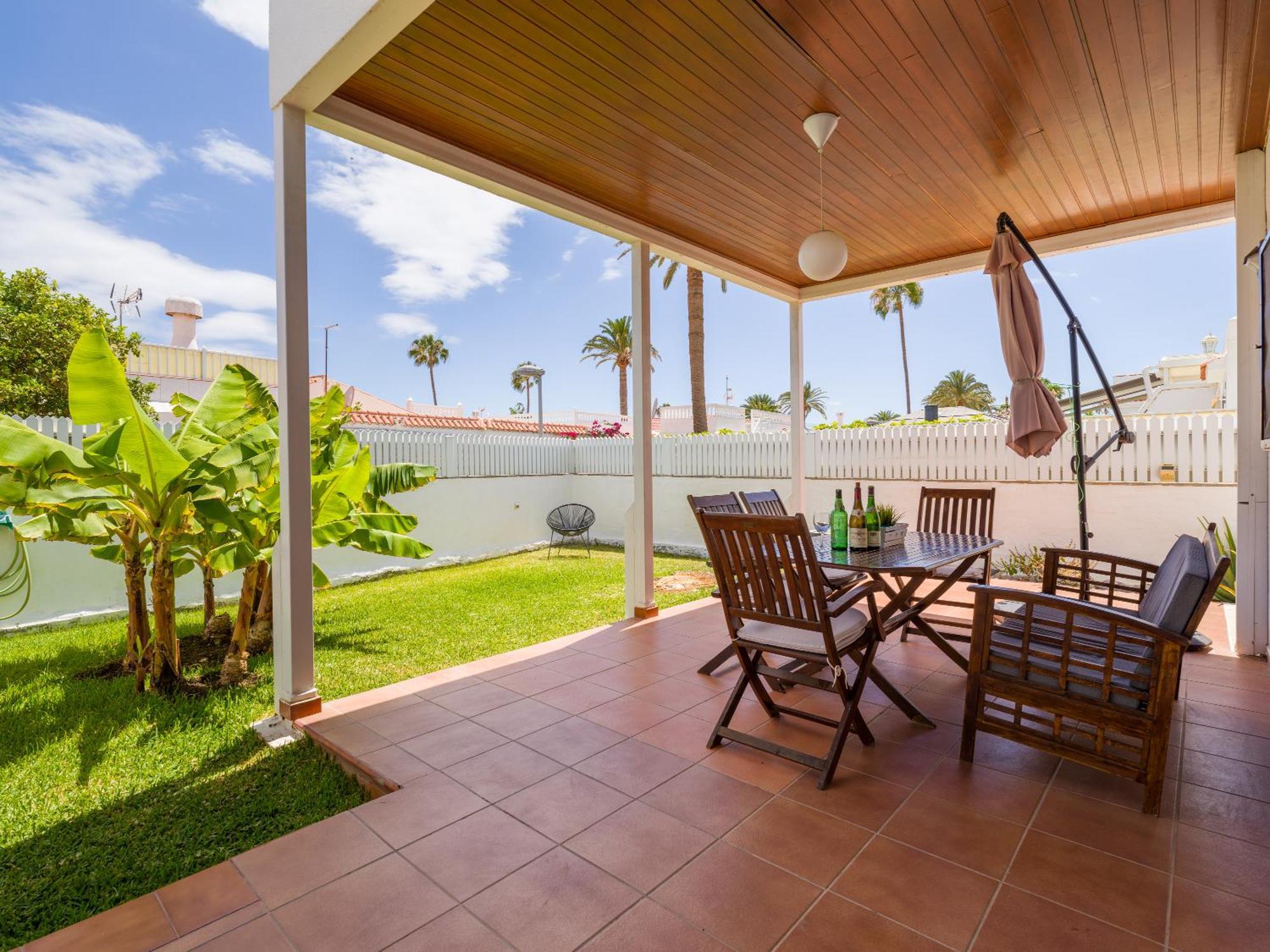 Banana House In Top Location By Tenpropertiesgc マスパロマス エクステリア 写真