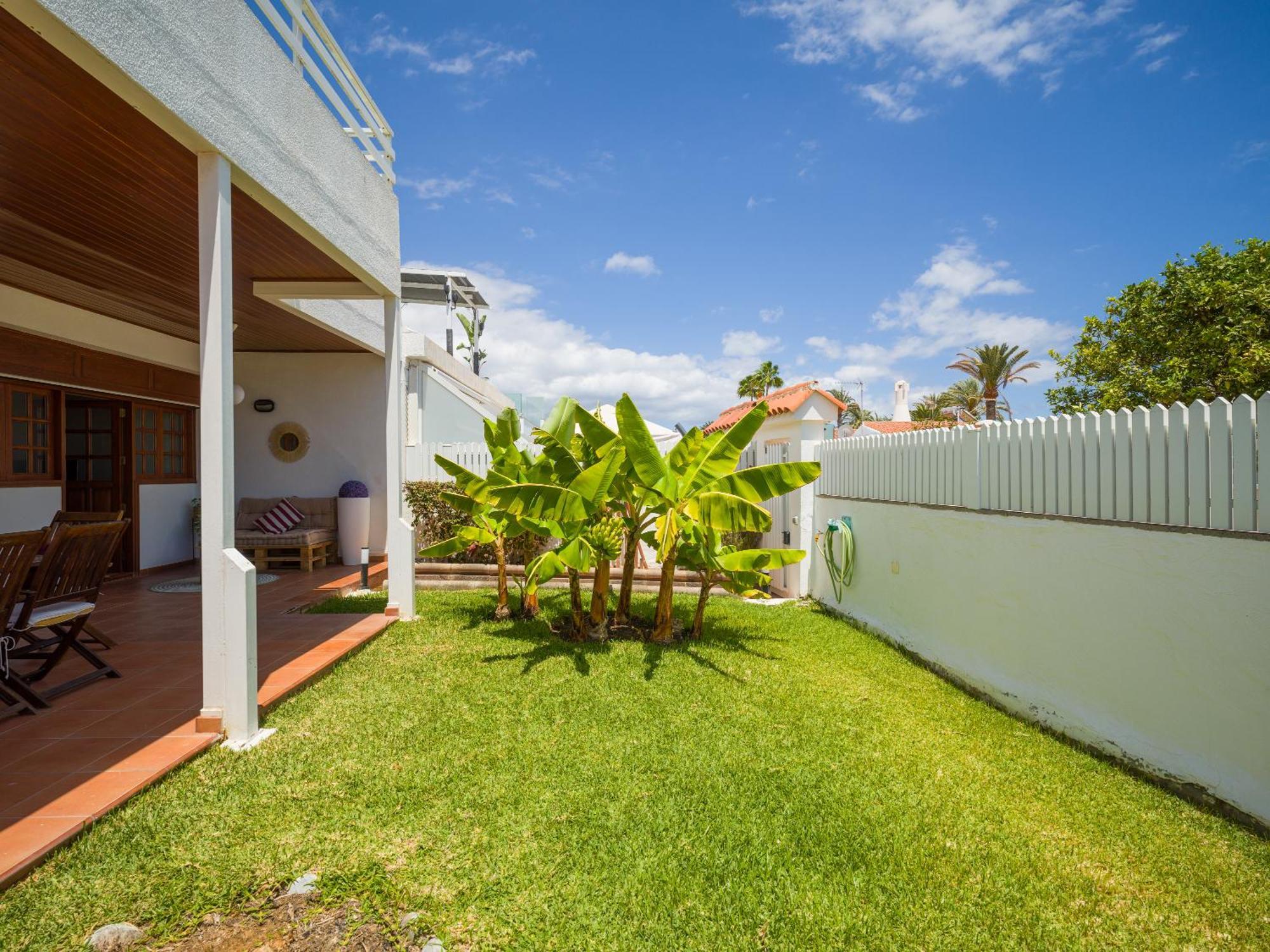 Banana House In Top Location By Tenpropertiesgc マスパロマス エクステリア 写真