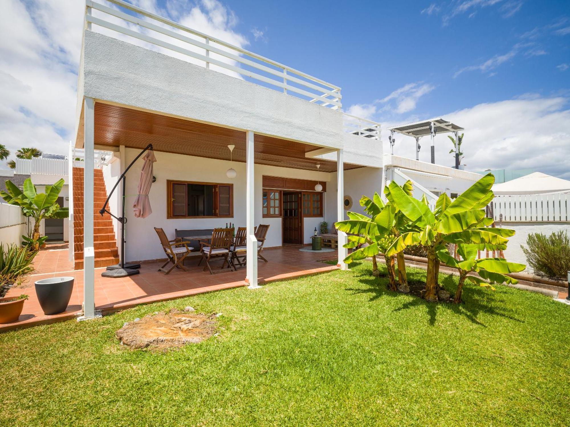 Banana House In Top Location By Tenpropertiesgc マスパロマス エクステリア 写真